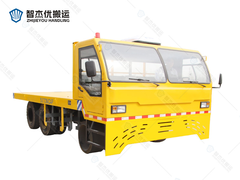 電動四輪平板車 載重力強，封閉駕駛